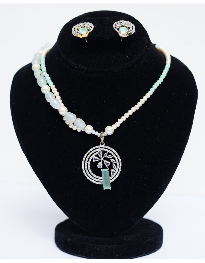 Jazbaat Collection // Article 004