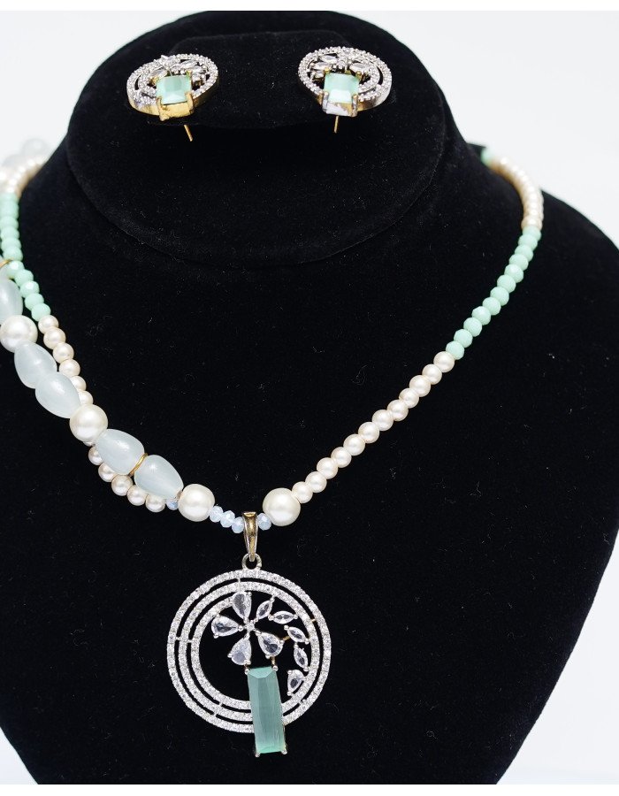 Jazbaat Collection // Article 004