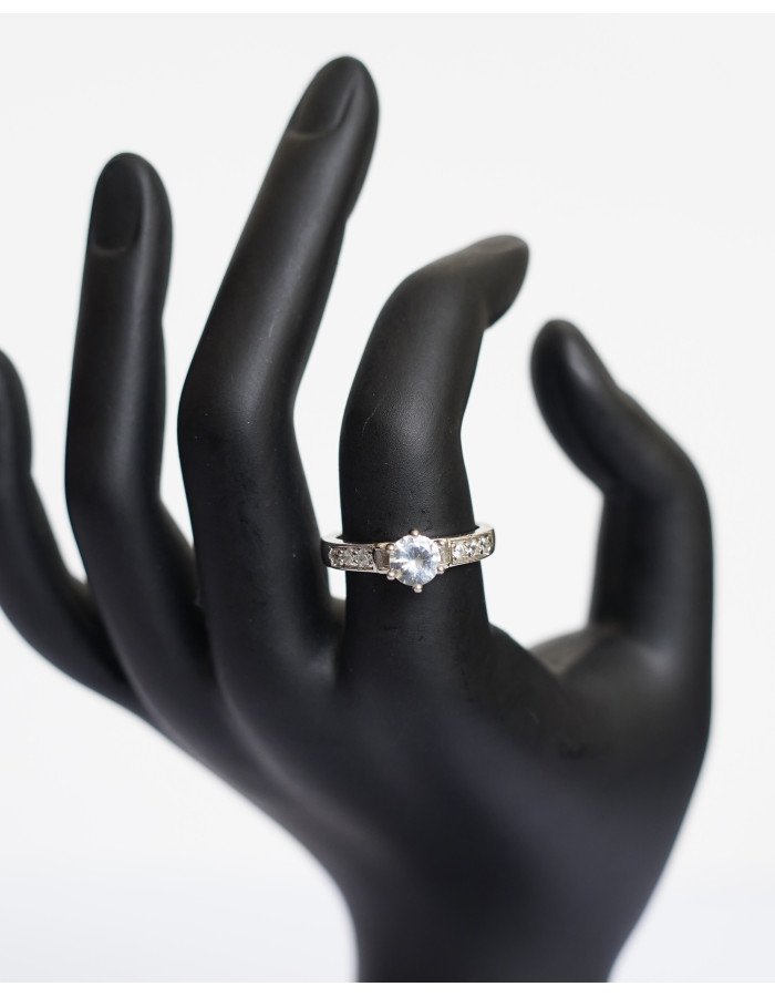 Mehar Collection // Article 004