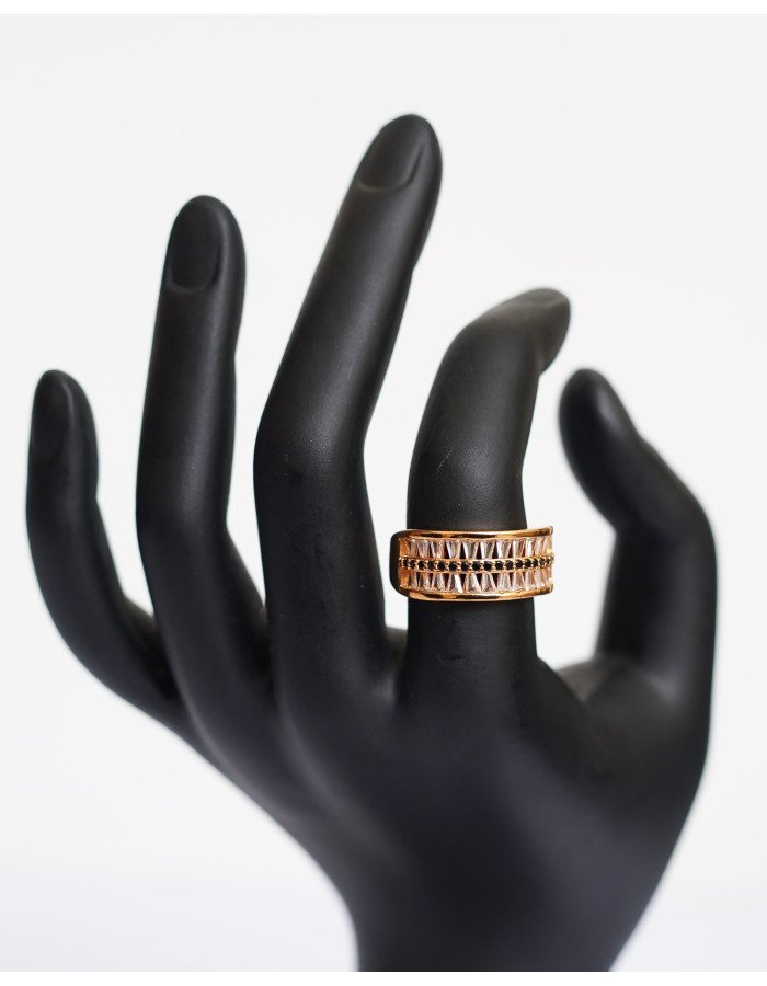 Mehar Collection // Article 006